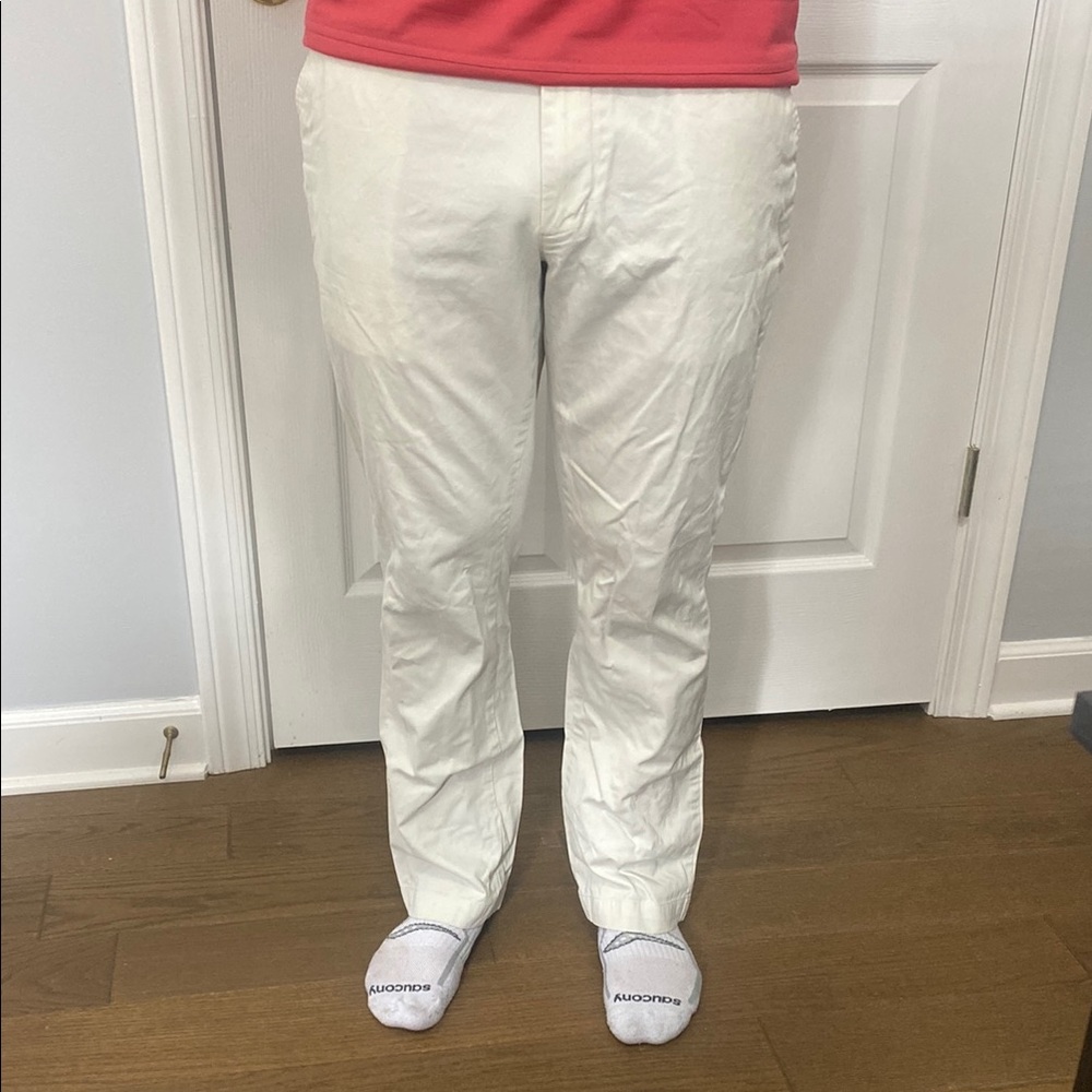 Men's Vineyard Vines Slim Fit Breaker Pants in Khaki